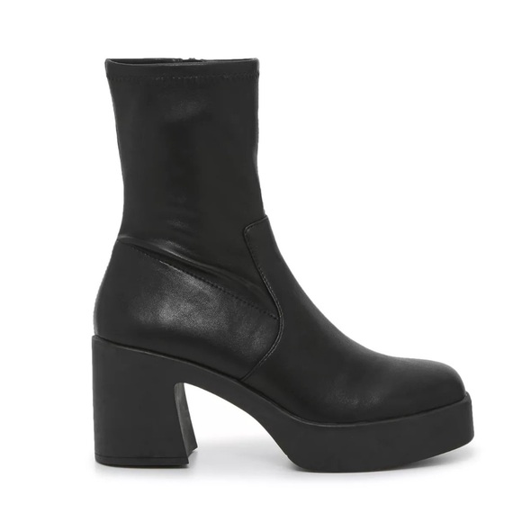 Steve Madden Inntel Black Heeled Boots with Platform - Picture 1 of 13
